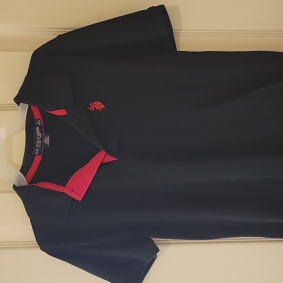 Black NWOT polo size boys large (10-12) - Picture 2 of 9